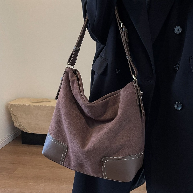 Borse tote in pelle scamosciat - Interior Design Class recensione e prezzo