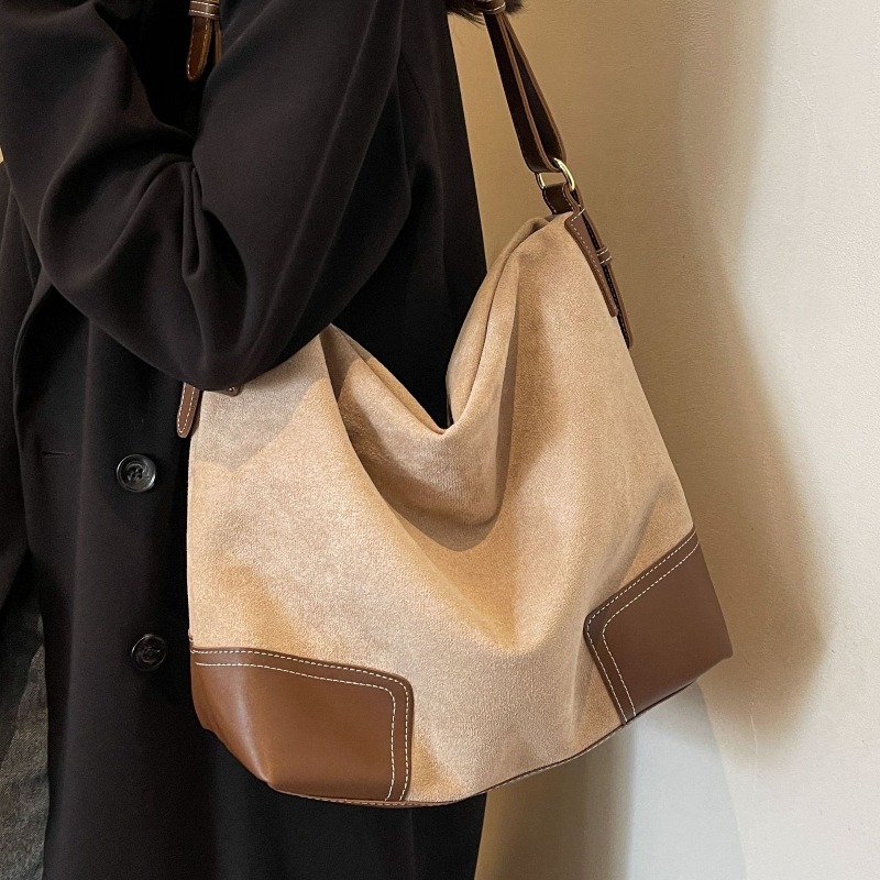 Borse tote in pelle scamosciat - Interior Design Class recensione e prezzo