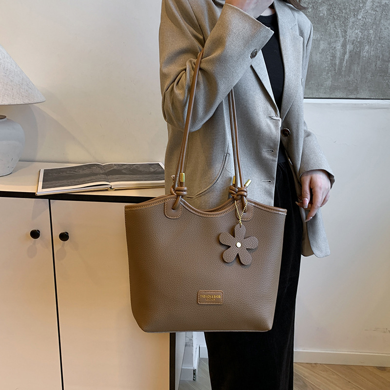 Borsa tote di grande capacità  - Interior Design Class recensione e prezzo